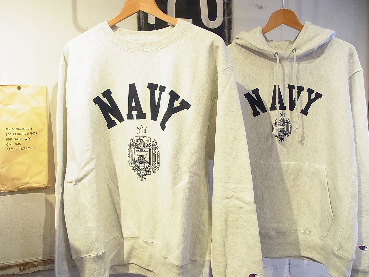 【通販可】Champion REVERSE WEAVE/USNA OFFICIAL PRINT | LAUGHTER | 神戸・栄町の