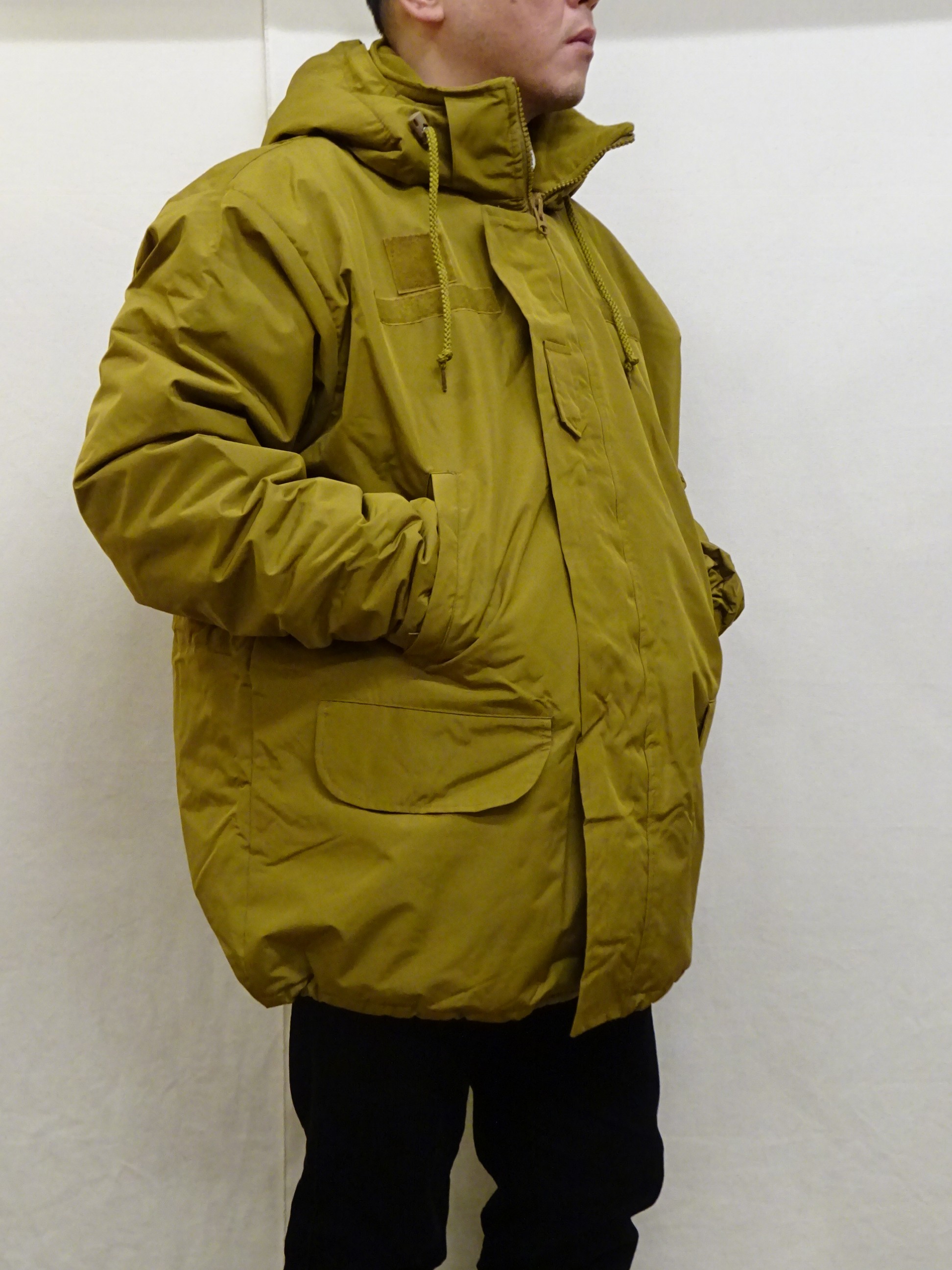extreme-colw-weather-hooded-parka-20211208-2