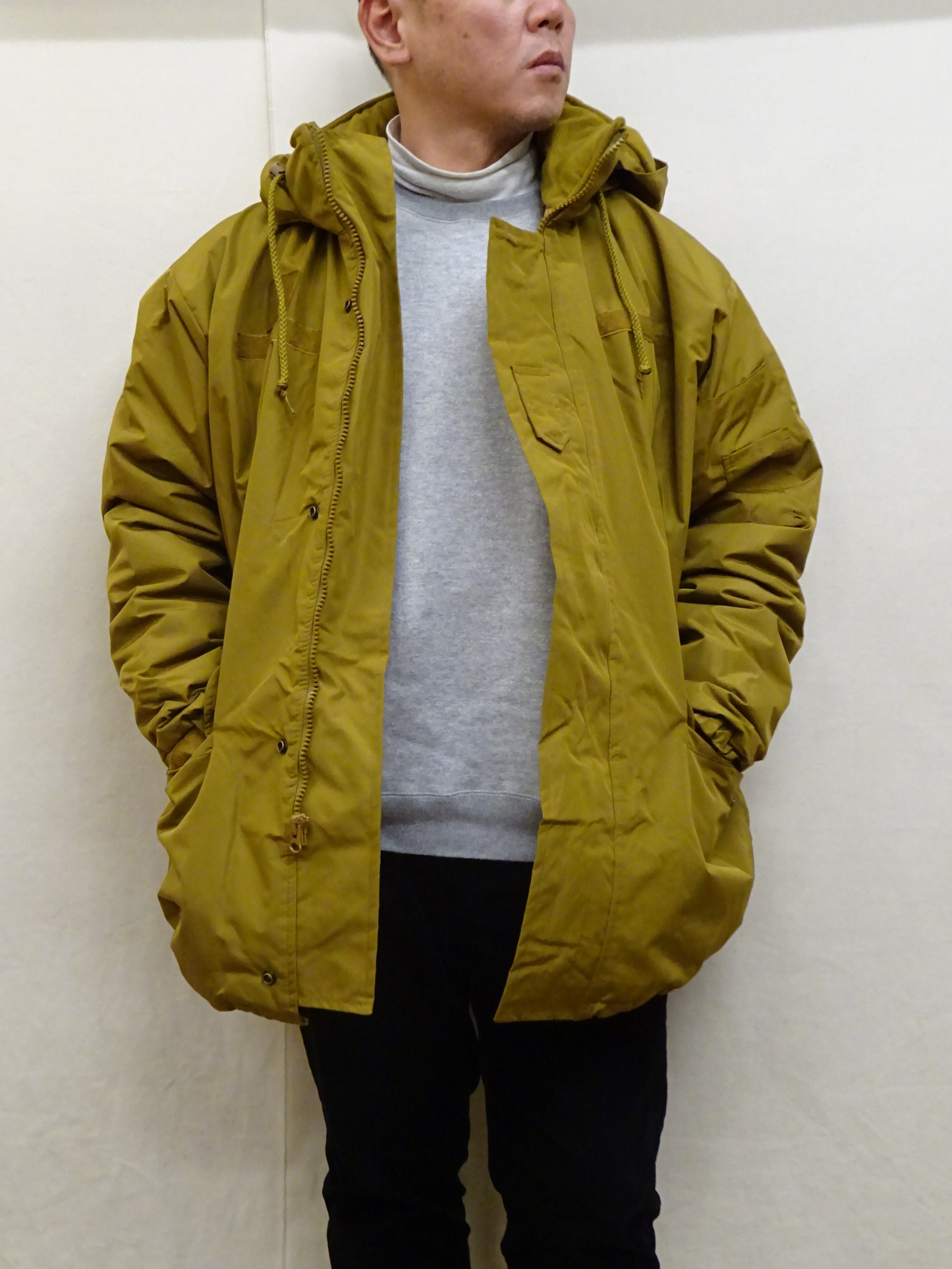 extreme-colw-weather-hooded-parka-20211208-3